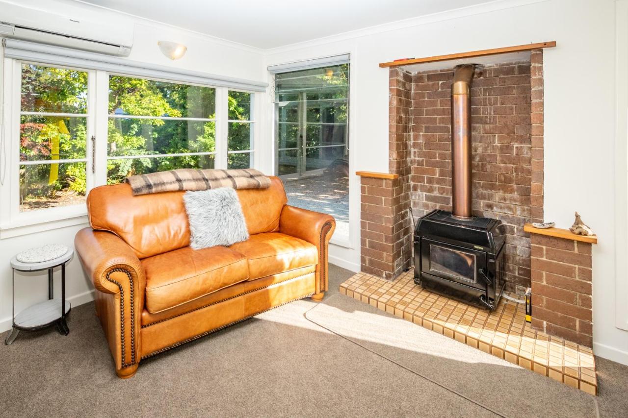 Hop, Skip And Jump To The Lake - Te Anau House Esterno foto